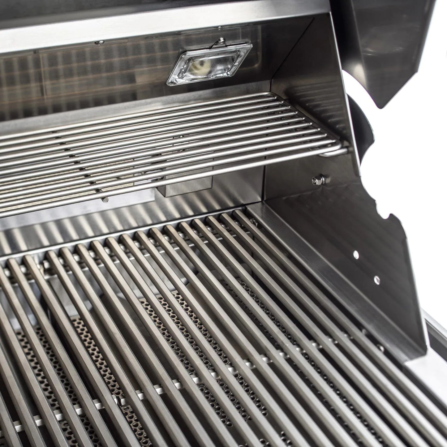 Blaze Professional LUX 34" 3 Burner Built-In Portable Gas Grill BLZ-3PRO