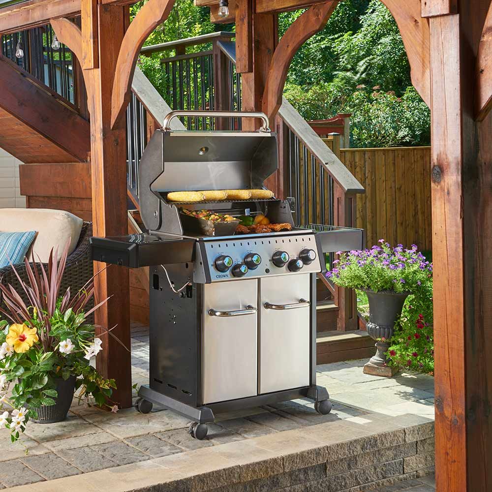 Broil King Crown S 490 Gas Grill BK86538