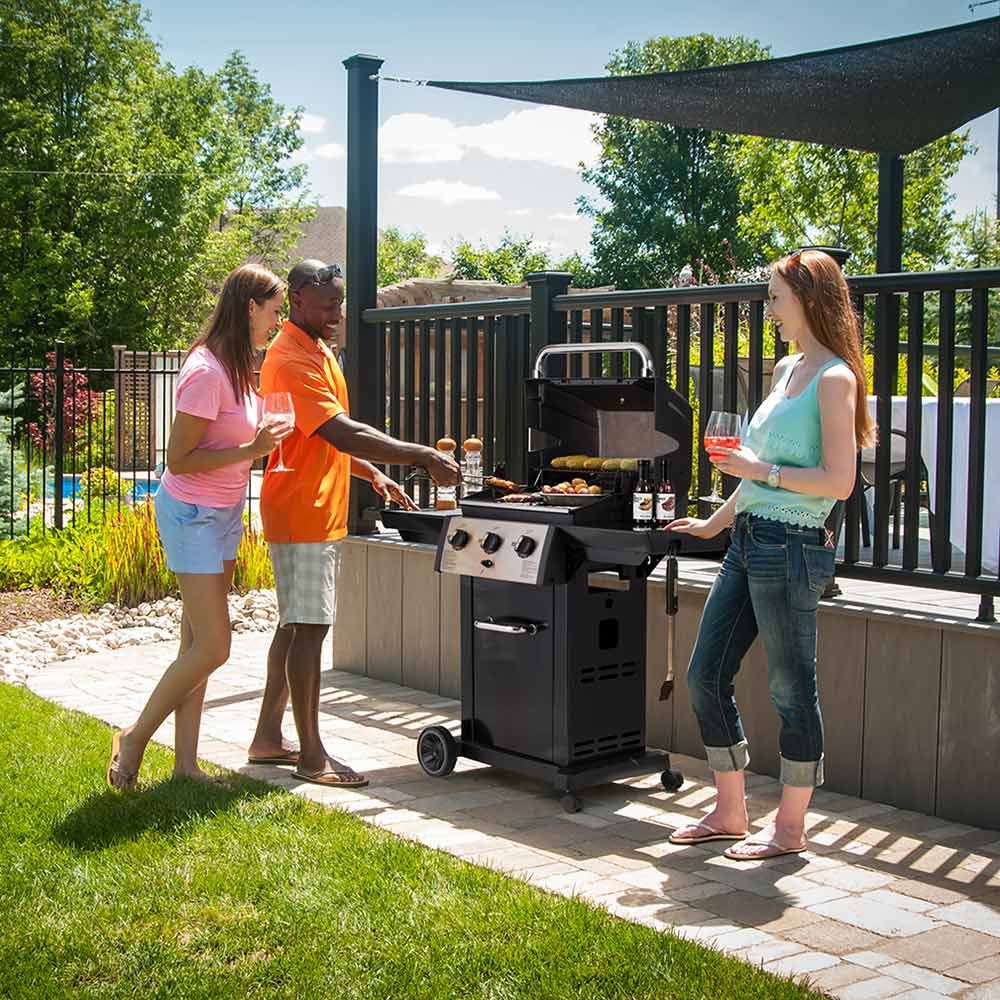 Broil King Monarch 320 Gas Grill BK83425