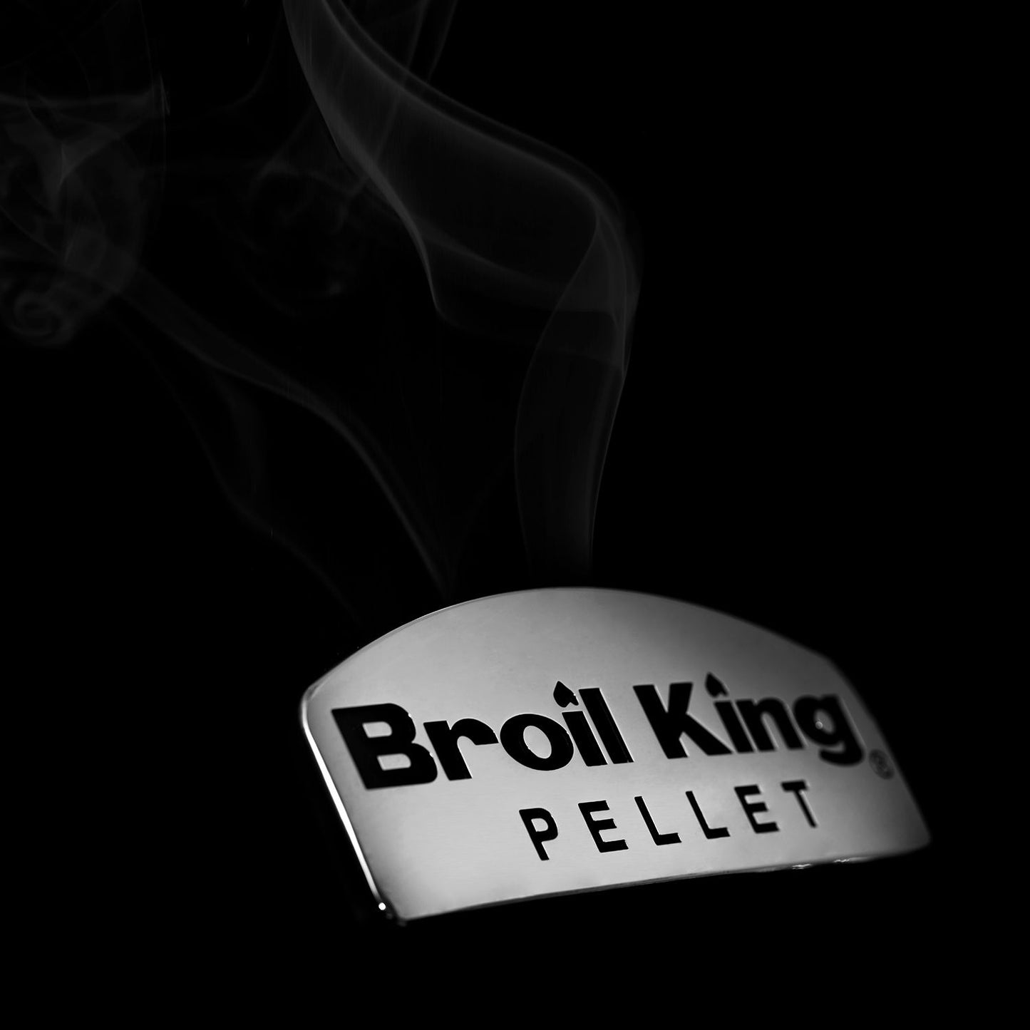 Broil King Crown Pellet 500 Smoker and Grill BK494051