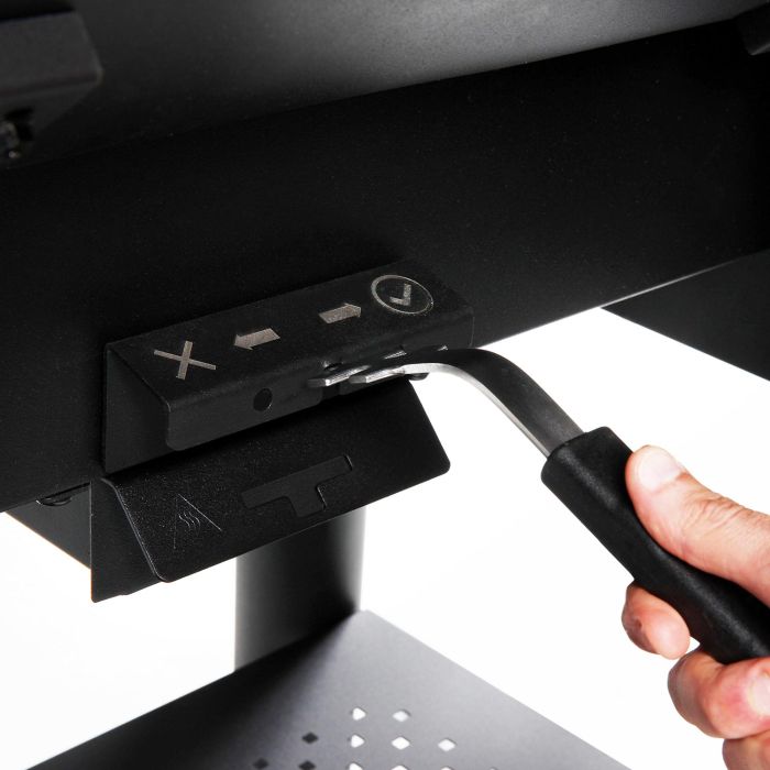 Broil King Crown Pellet 400 Smoker and Grill BK493051