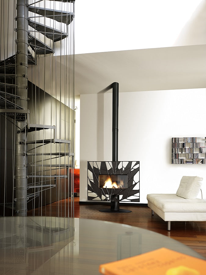 Invicta Gaya Feuille Free-Standing Linear Wood Stove 6118-44