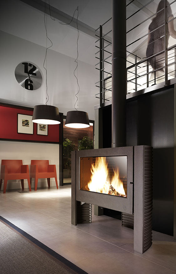 Invicta Itaya Free-Standing Linear Wood Stove 6110-44