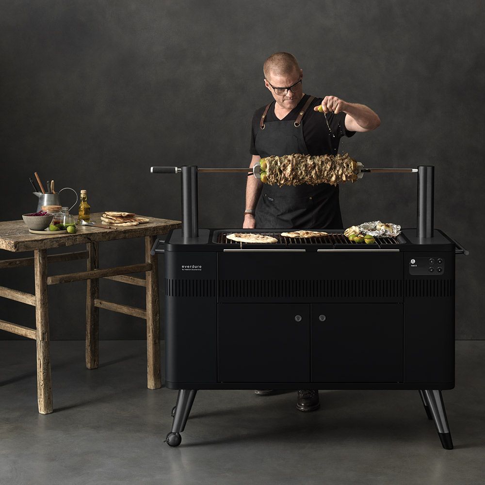 Everdure Hub II Charcoal Grill HBCE3BUS