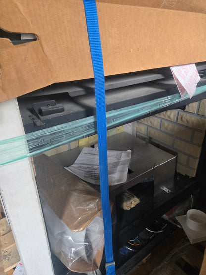 LCOR-DV36IN *Scratch & Dent Special* Majestic 36" Corner Gas Fireplace with Intellifire DV36IN