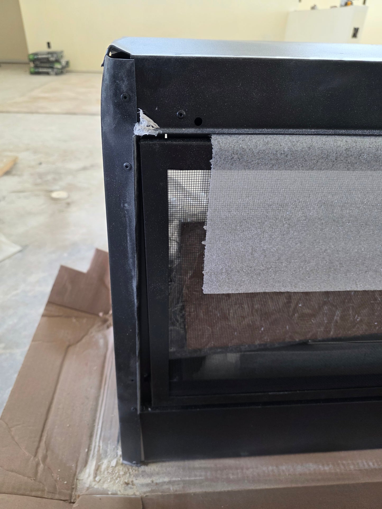 *Scratch & Dent Special*  Empire Comfort Systems Boulevard NATURAL GAS 60" Vent Free Linear See-Through Fireplace VFLB60SP90N