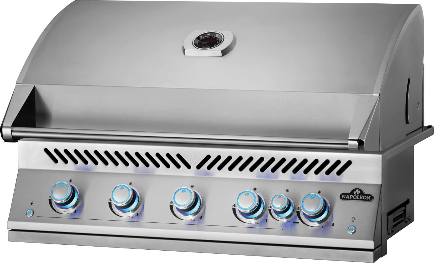 Napoleon BBQ 700 Series 38-inch Gas Grill with Rear Infrared Burner