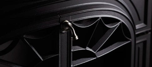 Vermont Castings Defiant Traditional Door Wood Burning Stove